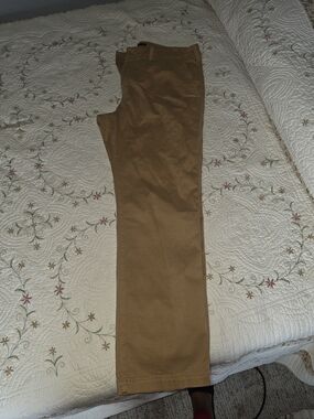 American Eagle Outfitters Tan Chino Pants Size 36x32 Extreme Flex